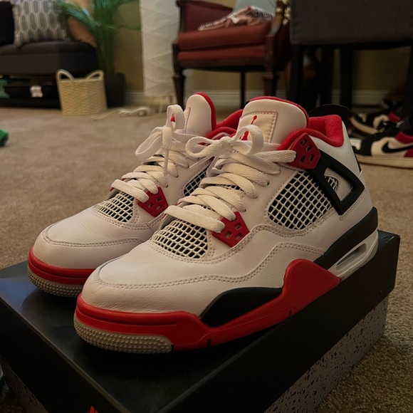 fire red retro jordan 4s - Picture 1 of 5